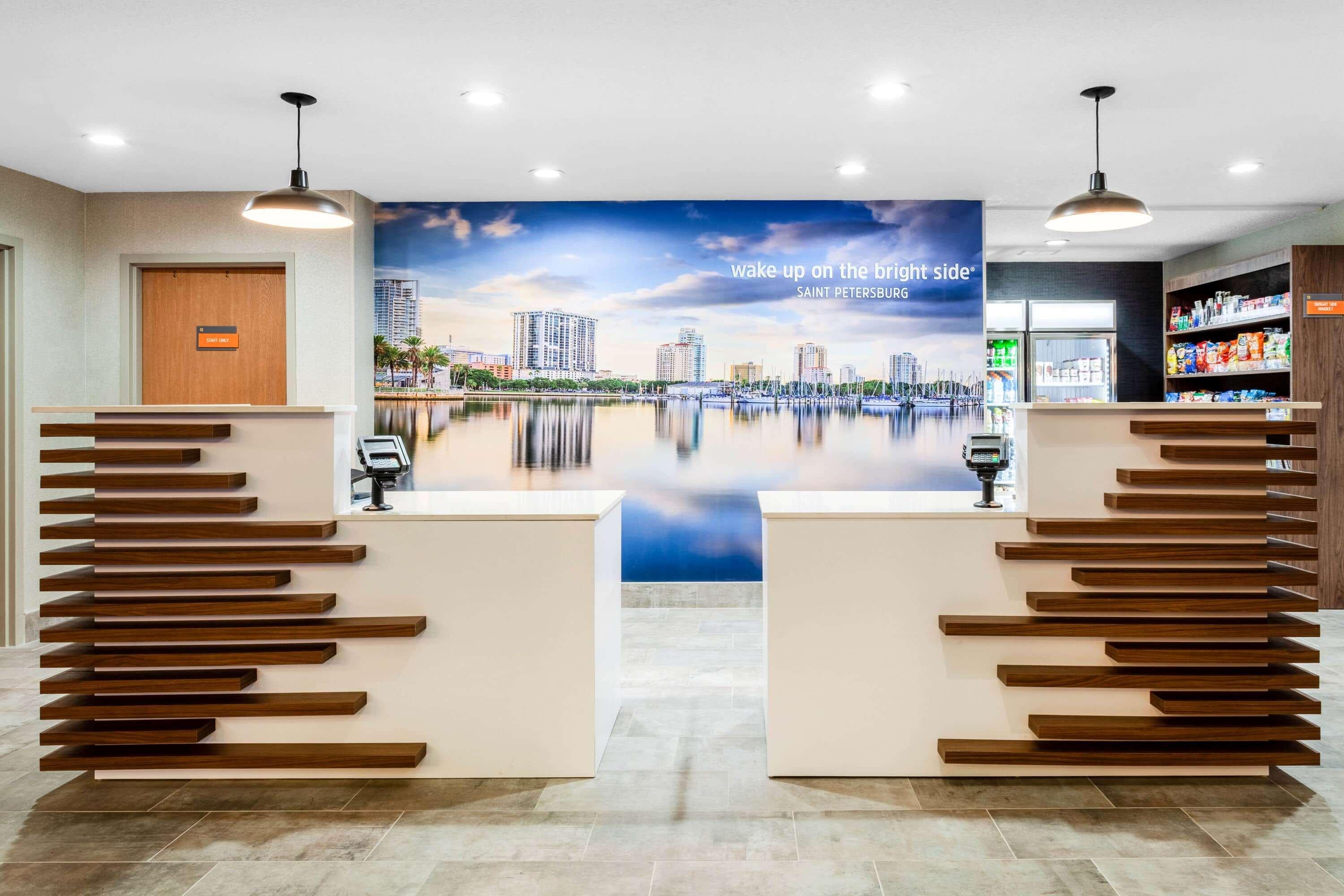 La Quinta By Wyndham St. Petersburg Northeast *Newly Renovated Exterior foto