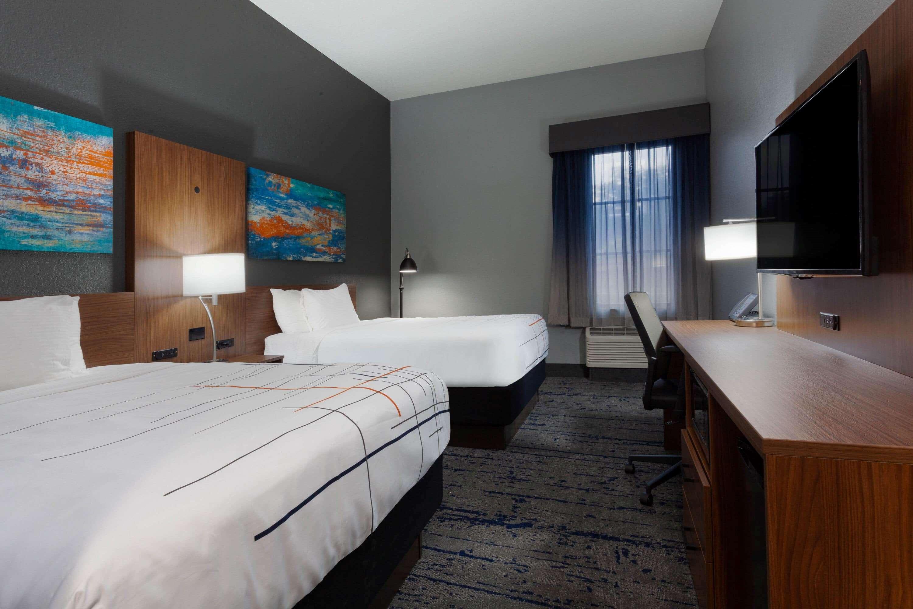 La Quinta By Wyndham St. Petersburg Northeast *Newly Renovated Exterior foto