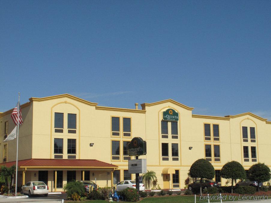 La Quinta By Wyndham St. Petersburg Northeast *Newly Renovated Exterior foto