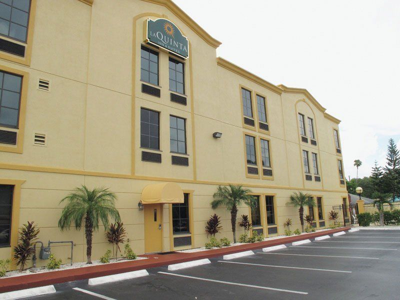 La Quinta By Wyndham St. Petersburg Northeast *Newly Renovated Exterior foto